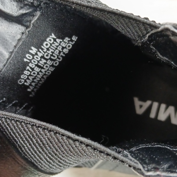 NEW MIA Jody Ribbed Round Toe Block Heel Chelsea Ankle Boots #542 - Picture 10 of 11